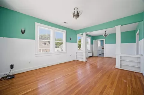 Living - 226 S Willard Ave, Hampton, VA 23663 photo 6 of 6