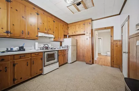 Kitchen - 226 S Willard Ave, Hampton, VA 23663 photo 2 of 4