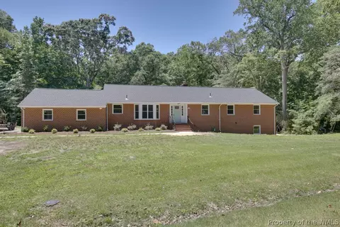 110 Artillery Rd, Yorktown, VA 23692
