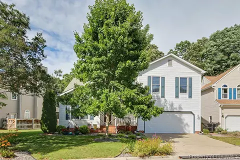 855 Lancaster Ln, Newport News, VA 23602