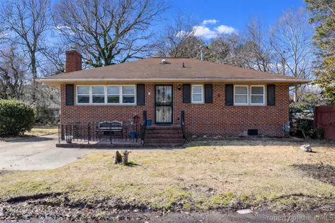 55 Calhoun St, Hampton, VA 23669