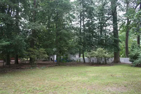 Exterior - 120 Berkeley Ln, Williamsburg, VA 23185 photo 12 of 13