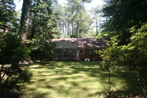 Exterior - 120 Berkeley Ln, Williamsburg, VA 23185 photo 7 of 13
