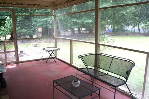 Exterior - 120 Berkeley Ln, Williamsburg, VA 23185 photo 6 of 13