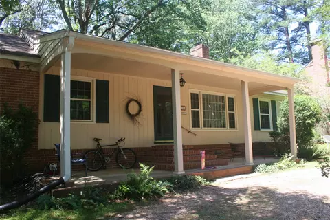 Exterior - 120 Berkeley Ln, Williamsburg, VA 23185 photo 11 of 13