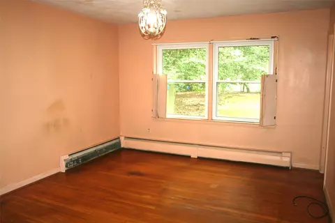 Bedroom - 120 Berkeley Ln, Williamsburg, VA 23185 photo 5 of 6