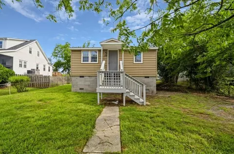 119 Messick Rd, Poquoson, VA 23662
