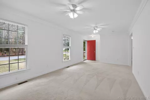 Living - 7641 Beechwood Dr, Lanexa, VA 23089 photo 2 of 4