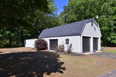 Exterior - 5473 White Hall Rd, Gloucester, VA 23061 photo 27 of 28