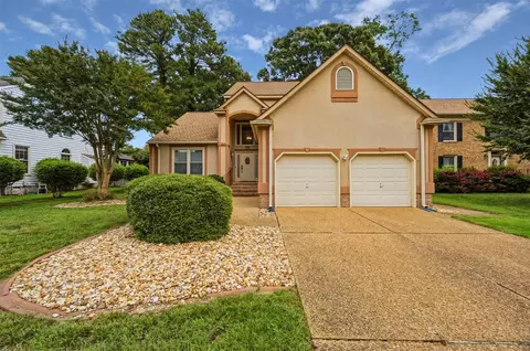 107 Swanson Ct, Yorktown, VA 23693
