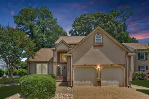 107 Swanson Ct, Yorktown, VA 23693
