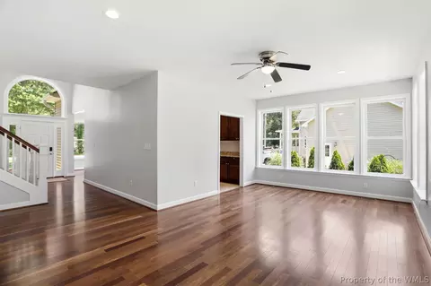Living - 7609 Beechwood Dr, Lanexa, VA 23089 photo 1 of 7
