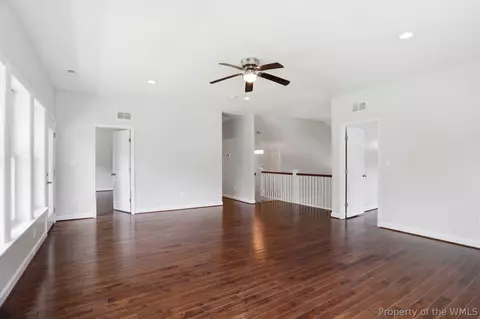 Living - 7609 Beechwood Dr, Lanexa, VA 23089 photo 6 of 7