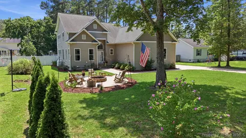 Exterior - 7609 Beechwood Dr, Lanexa, VA 23089 photo 2 of 6