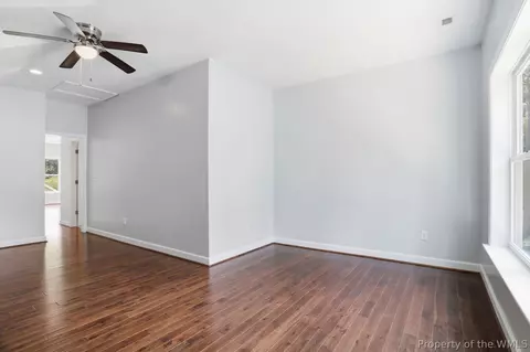 Bedroom - 7609 Beechwood Dr, Lanexa, VA 23089 photo 4 of 7