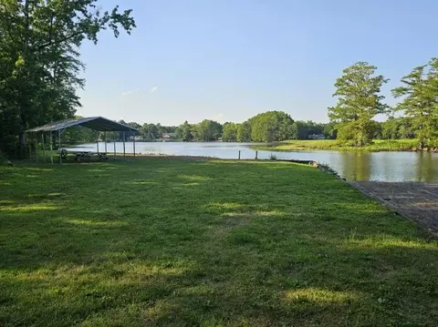 View/Area - 7609 Beechwood Dr, Lanexa, VA 23089 photo 8 of 9