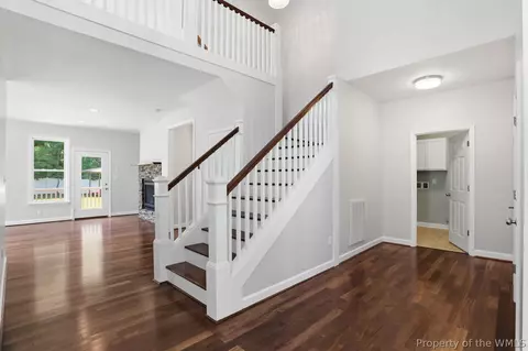 Entry Way - 7609 Beechwood Dr, Lanexa, VA 23089 photo 1 of 5