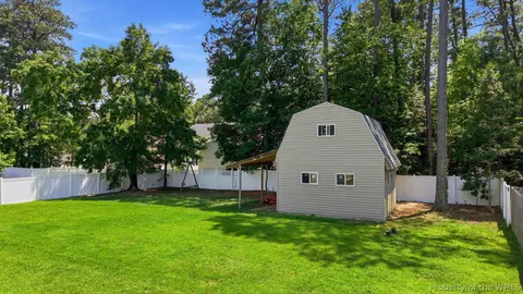 Exterior - 7609 Beechwood Dr, Lanexa, VA 23089 photo 6 of 6