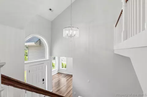 Entry Way - 7609 Beechwood Dr, Lanexa, VA 23089 photo 3 of 5