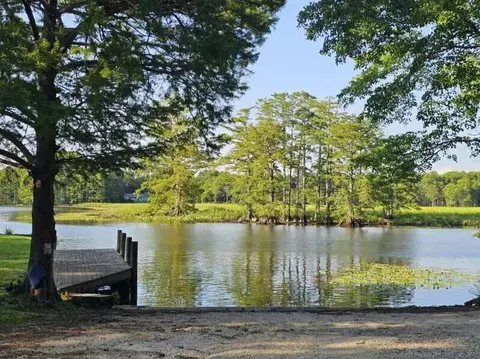 View/Area - 7609 Beechwood Dr, Lanexa, VA 23089 photo 5 of 8