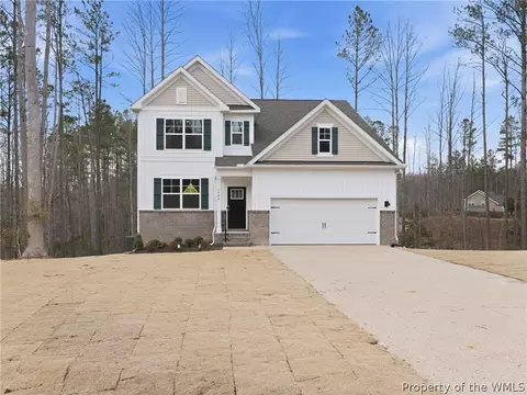 7784 Patriots Way E, Gloucester, VA 23061 photo 1