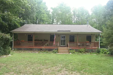 9269 Whispering Pines Trl, Windsor, VA 23487