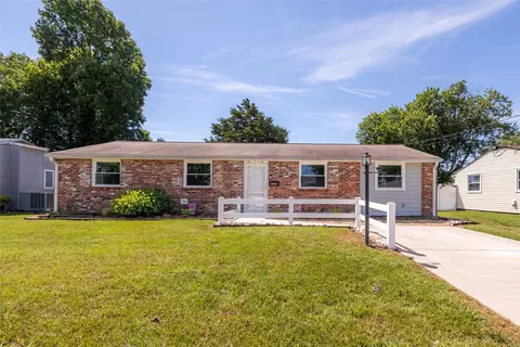 Exterior - 1930 Demetro Dr, Hampton, VA 23663 photo 6 of 16