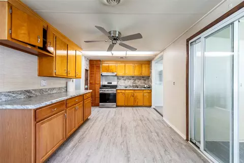 Kitchen - 1930 Demetro Dr, Hampton, VA 23663 photo 1 of 2