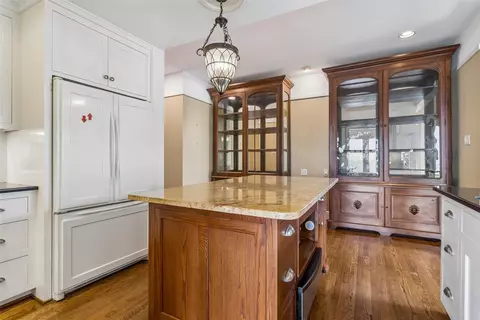 Kitchen - 2402 Chesapeake Ave, Hampton, VA 23661 photo 3 of 6