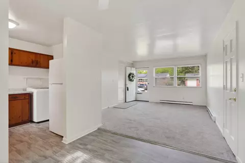 Living - 705 New Bern Ave, Hampton, VA 23669 photo 4 of 4