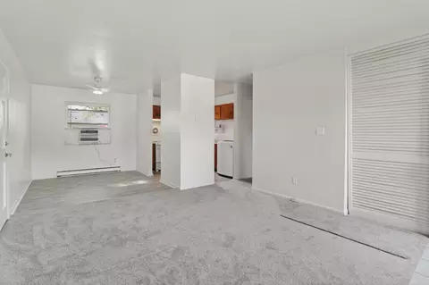 Living - 705 New Bern Ave, Hampton, VA 23669 photo 3 of 4