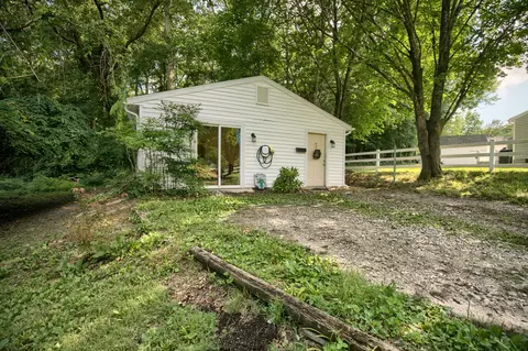 Exterior - 7234 Amherst Ln, Gloucester, VA 23061 photo 6 of 7