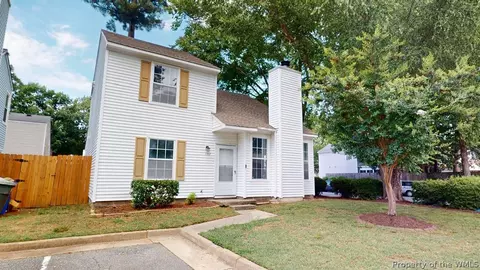 197 Gate House Rd, Newport News, VA 23608