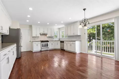113 Bugle Ct, Yorktown, VA 23693