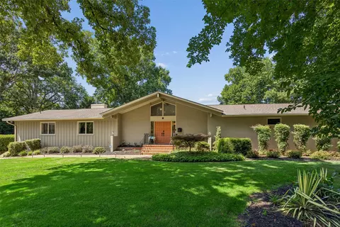 9 Lookout Cir, Newport News, VA 23606