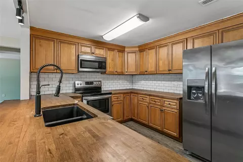 2022 Winfree Rd, Hampton, VA 23663 photo 13