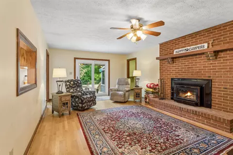 Living - 117 Nice Dr, Williamsburg, VA 23188 photo 4 of 6