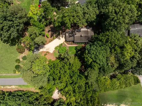 View/Area - 116 Northpoint Dr, Williamsburg, VA 23185 photo 2 of 8