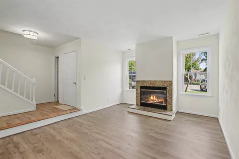Living - 668 Hollomon Dr, Hampton, VA 23666 photo 2 of 5