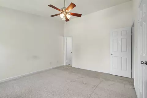 Bedroom - 668 Hollomon Dr, Hampton, VA 23666 photo 2 of 6