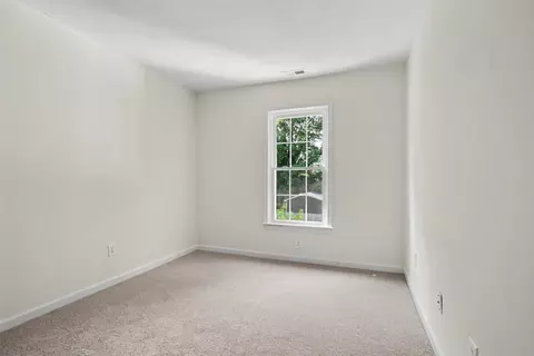 Bedroom - 668 Hollomon Dr, Hampton, VA 23666 photo 6 of 6