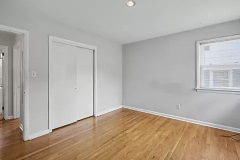 Bedroom - 112 Valirey Dr, Hampton, VA 23669 photo 6 of 10