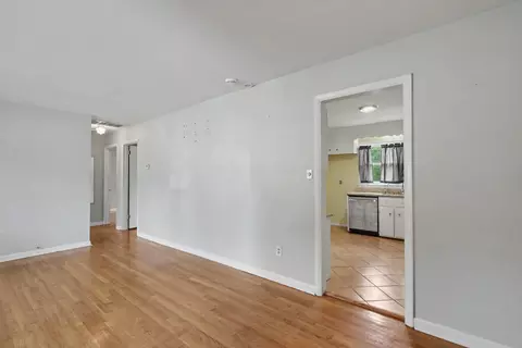 Living - 112 Valirey Dr, Hampton, VA 23669 photo 5 of 5
