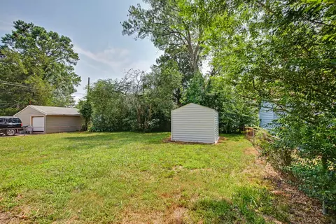 Exterior - 112 Valirey Dr, Hampton, VA 23669 photo 6 of 8