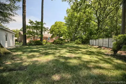 Exterior - 341 Brunell Dr, Hampton, VA 23666 photo 13 of 15