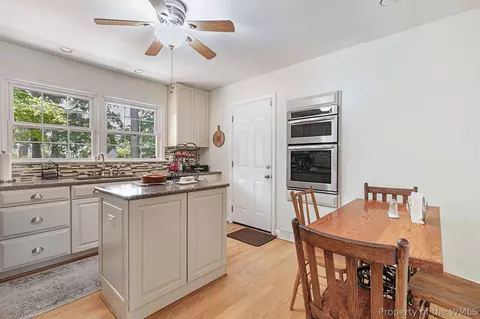 Kitchen - 341 Brunell Dr, Hampton, VA 23666 photo 1 of 4
