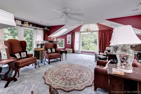 Living - 169 W Queens Dr, Williamsburg, VA 23185 photo 6 of 7