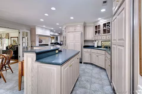 Kitchen - 169 W Queens Dr, Williamsburg, VA 23185 photo 1 of 4