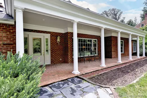 Exterior - 169 W Queens Dr, Williamsburg, VA 23185 photo 4 of 11
