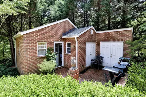 Exterior - 169 W Queens Dr, Williamsburg, VA 23185 photo 10 of 11